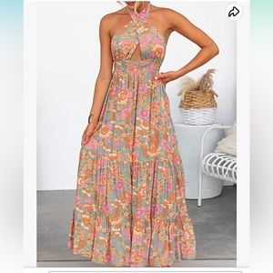 Zesica Beachy Halter Backless Flowy Maxi Dress Size Small